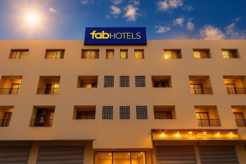 Maharana Pratap Nagar Hotel | FabExpress Gauri Shree