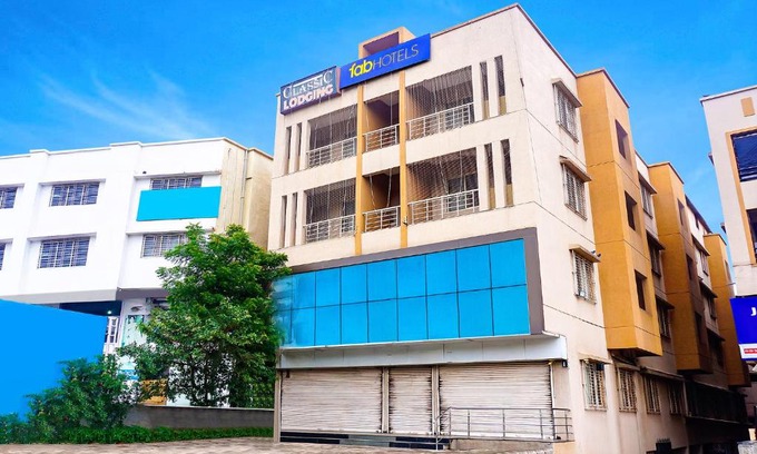 Pune Hotel | FabHotel Classic Executive