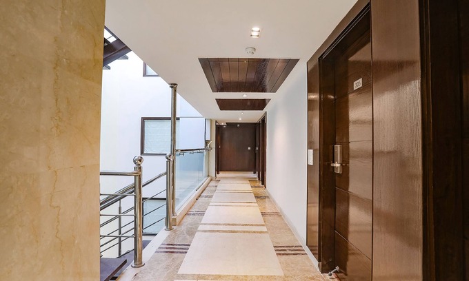Anand Vihar Hotel | Fabhotel Grand Stay
