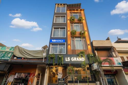 Kakarmatha Hotel | FabHotel LS Grand