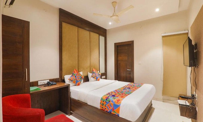 Allahabad Hotel | FabHotel Stay Inn I