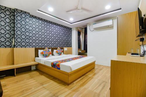 Maharana Pratap Nagar Hotel | FabHotel Surbhi