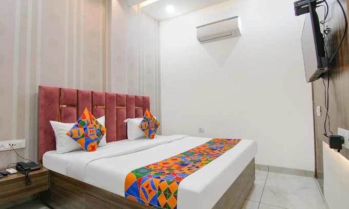 Ludhiana Hotel | FabHotel Yellow Leaf
