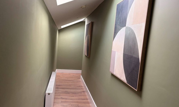 Cloyne Apartment | Fabulous 5-bedroom Loft Apartment in Shanagarry Co Cork
