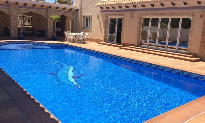 Orihuela Costa Villa | Fabulous 5 Bedroom modern Villa in the centre of Cabo Roig with Privale Pool