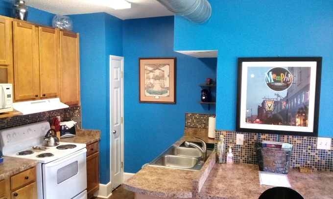 South Main Historic District Condo | Fabulous downtown condo!