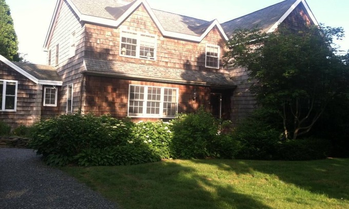Easton's Point House | Fabulous Easton's Point location - 5 BR/3 BA - Walking distance to beaches