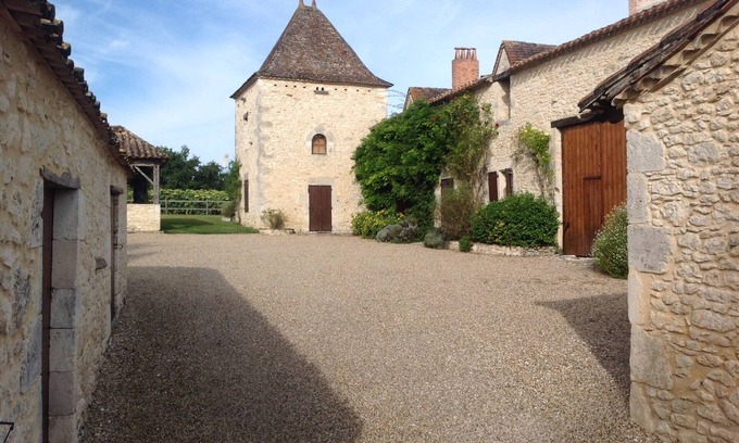 Monestier Other | Fabulous Farmhouse with Heated Pool