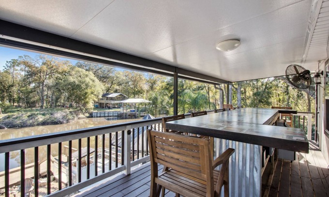 Middleburg House | Fabulous Home on the Black Creek, firepit, water access, great views, outdoor bar, pool table, darts