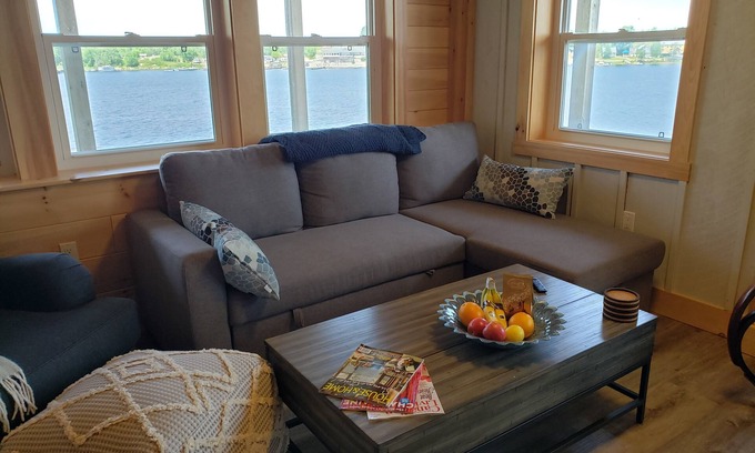 Britt Cottage | Fabulous New Georgian Bay Cottage on the water!
