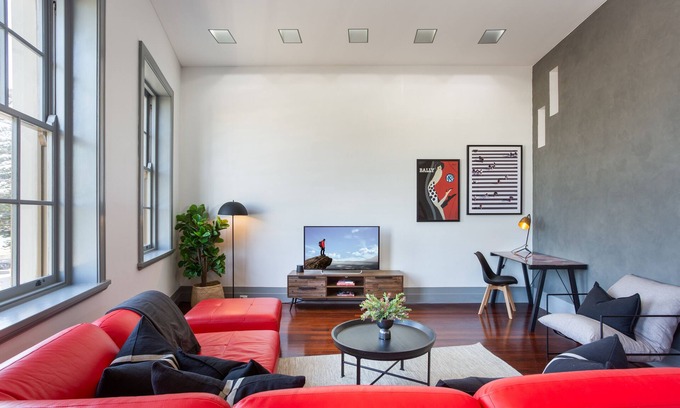 Manly Apartment | Fabulous NY Loft Style Apartment Opposite Manly Wharf