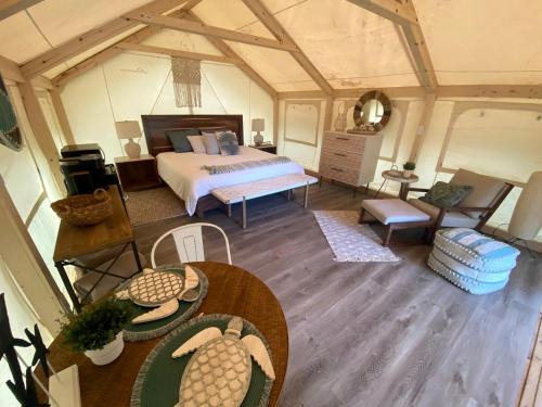 Bastrop Other | Fabulous Texas Retreat for Vacations on Lake Bastrop