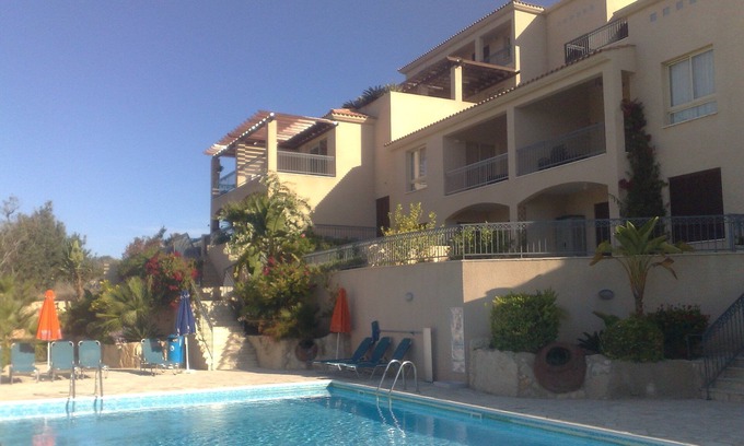 Tala House | FABULOUS VIEWS OF THE BAY AND THE MOUNTAINS