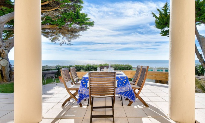 Prefailles House | Facing the ocean, lovely spacious house for 6