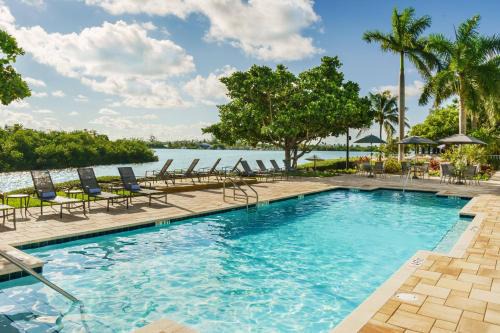 Marathon Resort | Fairfield by Marriott Inn & Suites Marathon Florida Keys