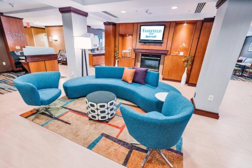 Medford Hotel | Fairfield by Marriott Medford Long Island