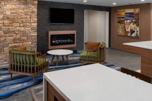 Sulphur Hotel | Fairfield Inn and Suites by Marriott Lake Charles - Sulphur