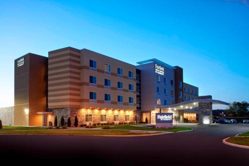 Columbus Hotel | Fairfield Inn & Suites by Marriott Columbus, IN