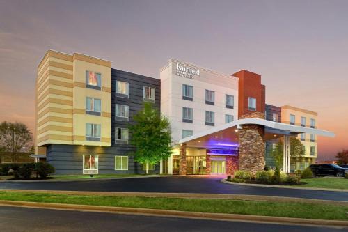 Jackson Hotel | Fairfield Inn & Suites by Marriott Jackson