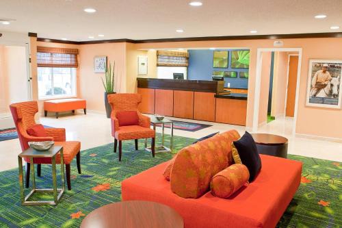 Ellendale Hotel | Fairfield Inn & Suites by Marriott Memphis East Galleria
