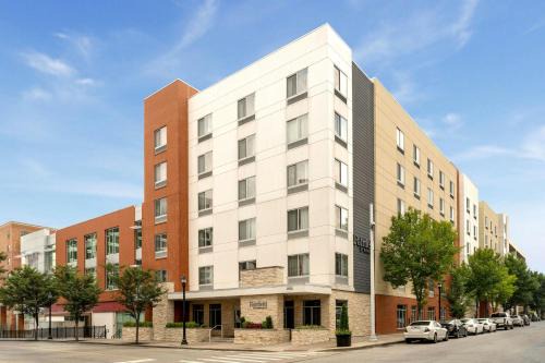Clifton Heights Hotel | Fairfield Inn & Suites by Marriott Cincinnati Uptown/University Area