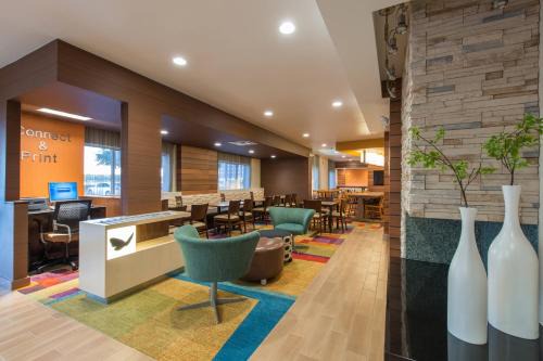 Lewisville Hotel | Fairfield Inn & Suites Dallas Lewisville