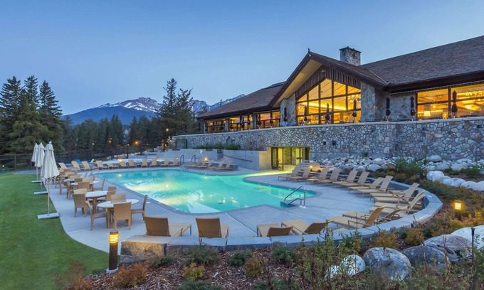 Jasper Resort | Fairmont Jasper Park Lodge