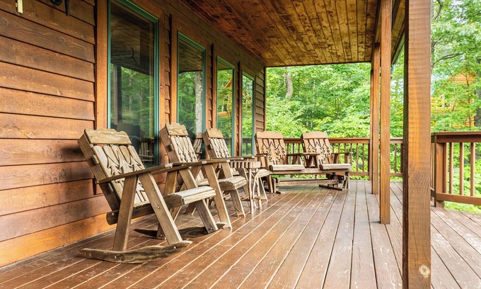 McHenry Cottage | Fairway Breeze