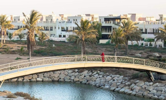Al Hamra Village Villa | Fairways 5 Bedroom Villa With Plunge Pool And Bbq