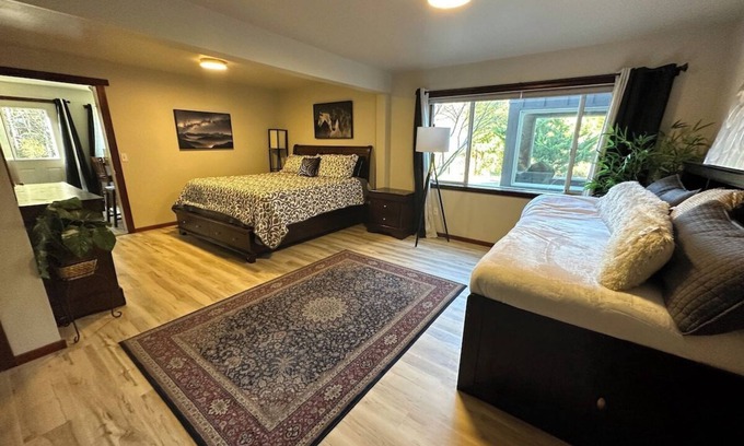 Brookings Apartment | Fairy Pond Summary: W