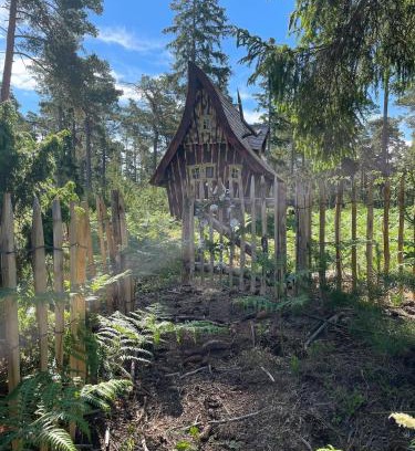 Slite Ski Chalet | Fairytale tinyhouse - Häxans hus