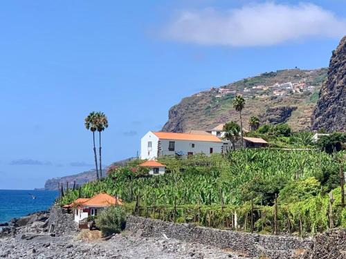 Campanario House | Faja dos Padres