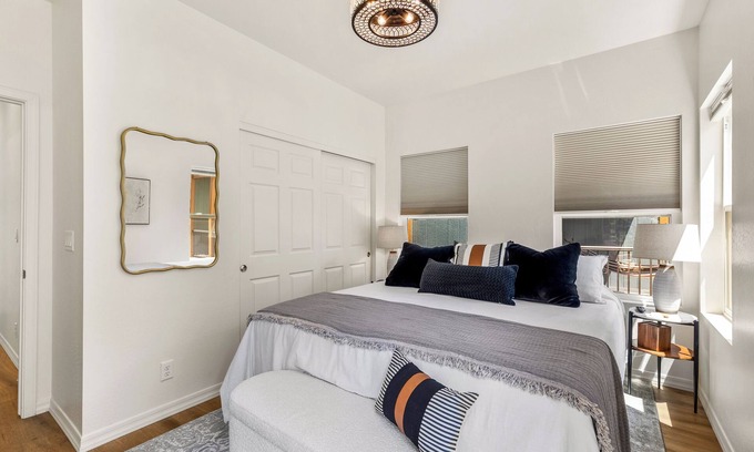 Flagstaff House | Fall Colors R Coming! | Enjoy our Local Discounts