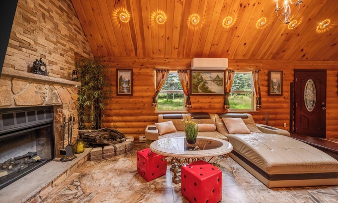 Long Pond House | FALL DEAL! 3rd night FREE! Hot Tub, Firepit, Sauna, Game Room, Fireplace, BBQ