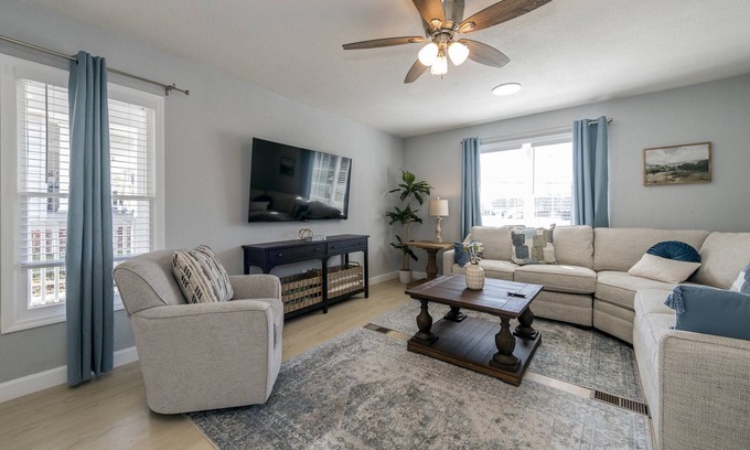Maryville House | Fall into Savings