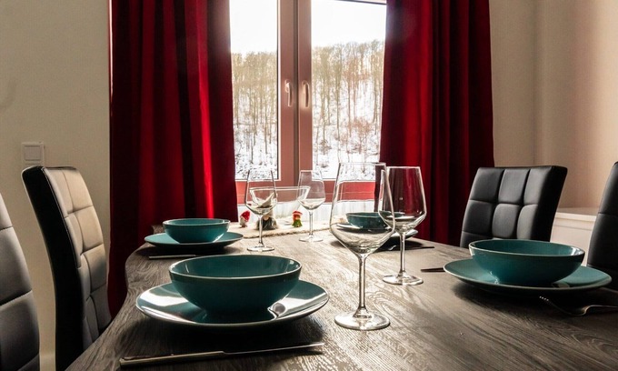 Guentersberge Apartment | Family Comfort in Güntersberge