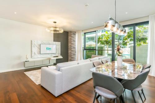 Al Wasl Apartment | FAM Living - City Walk - Opulent Living