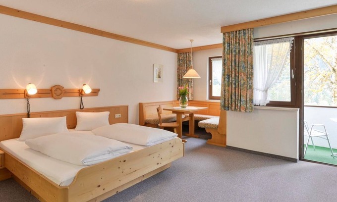 Wald am Arlberg House | Familienzimmer - Hotel Sonnblick