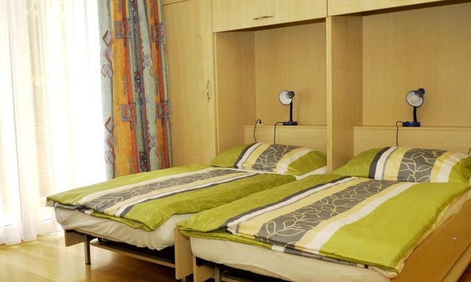 Deutsch Goritz House | Familienzimmer mit Balkon bis 4 Personen - Gasthof Bader