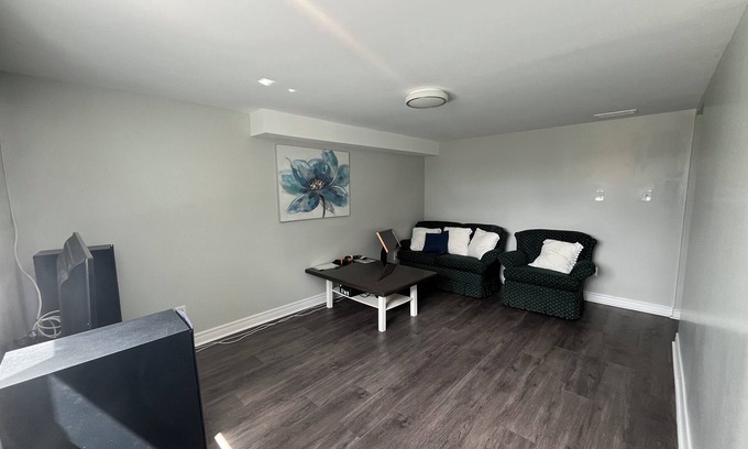 Otonabee-South Monaghan Cottage | Families vacation waterfront cottage