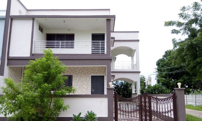 Sanand House | Family-4 BHK House-2 floor-Parking-Garden-2700 sq foot