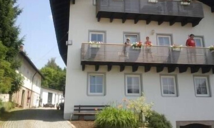 Arnbruck Apartment | Family and active vacation