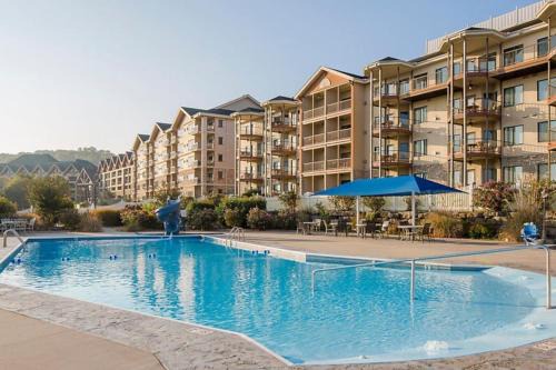 Big Cedars House | Family and Friend Retreat in a 2BD condo with access to all resort amenities
