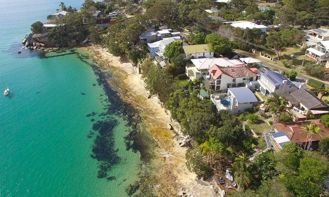 Bundeena House | Family and Friends Retreat