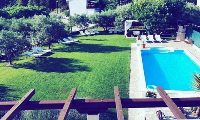 Peracko Blato Apartment | FAMILY APARTMENT JASNA AT NATURE PARK CLOSE TO THE SEA