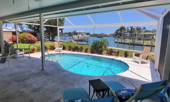 Laurel House | Family beach home! Fully renovated on water w/pool, boat dock & nearby beach
