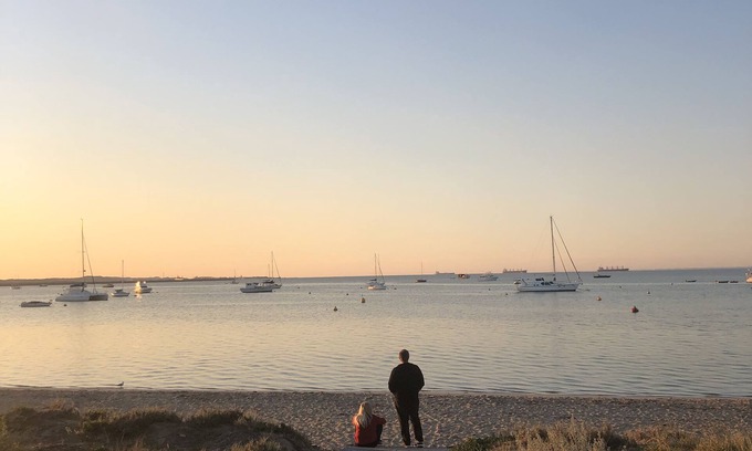 Rockingham House | Family Beach House - Summer or winter vacation!