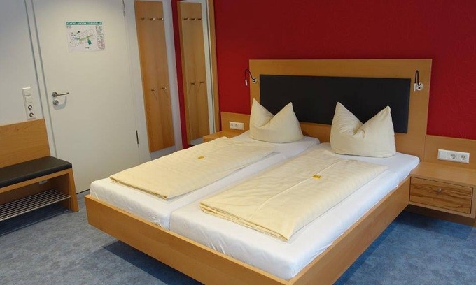 Immenstaad am Bodensee Apartment | Family comfort double room with separate children's room - bunk bed (up to 2 children)