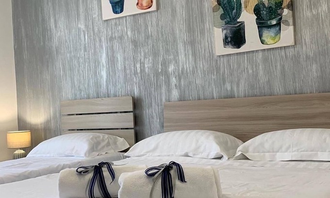 Sabaudia Bed & Breakfast | Family Double Room GIOEMA