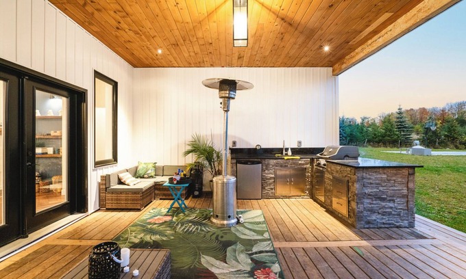 West Grey House | Family Farm house Resort